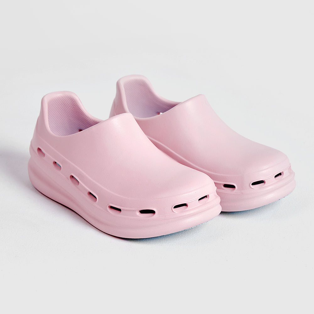NurFit NURSTEP nursing shoe in pink, featuring lightweight, slip-resistant soles and breathable design for healthcare professionals.